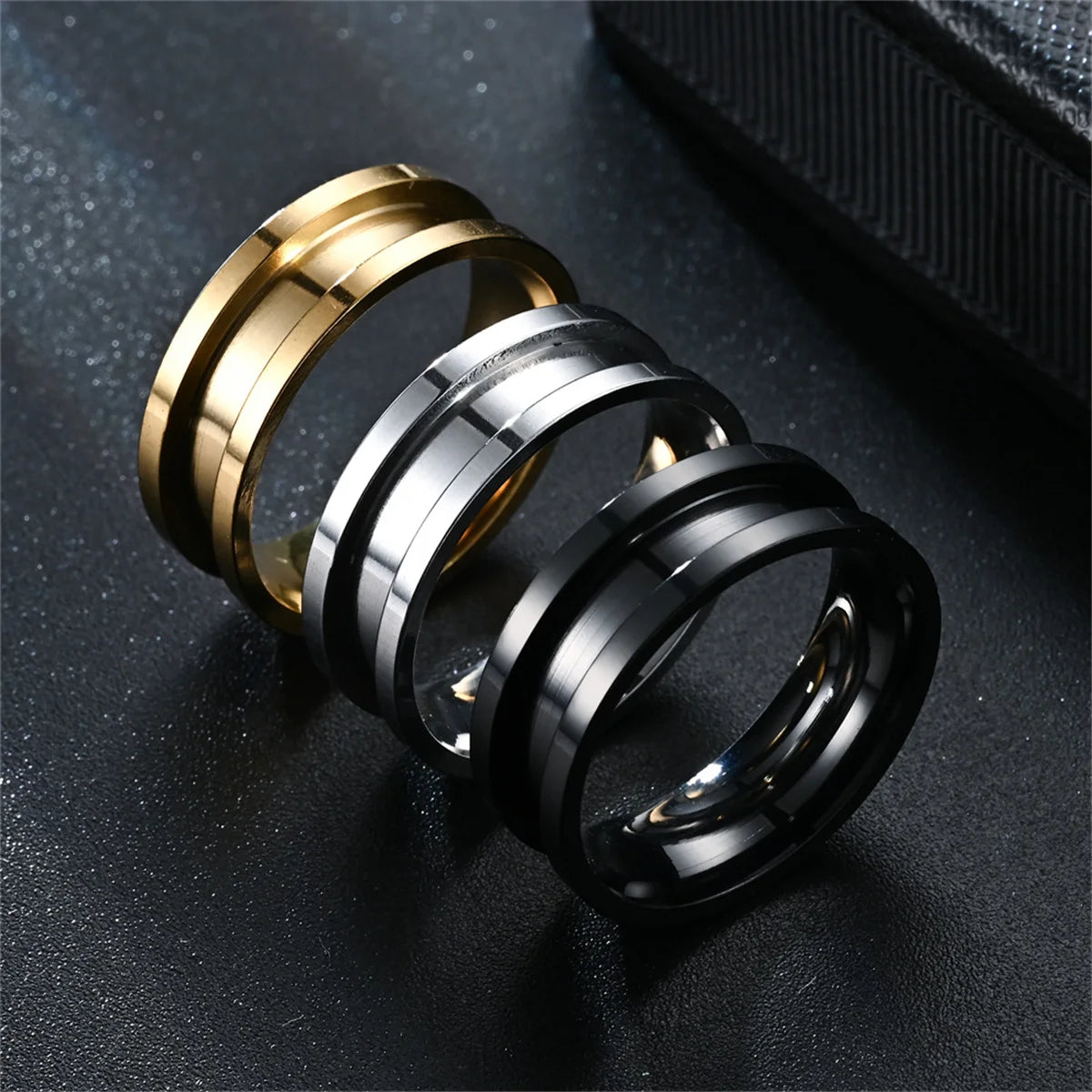 Cool Trendy Men's 8mm Black Titanium Wedding Band Rings Double Black Groove Beveled Edge Stainless Steel Engagement Ring For Men Qme