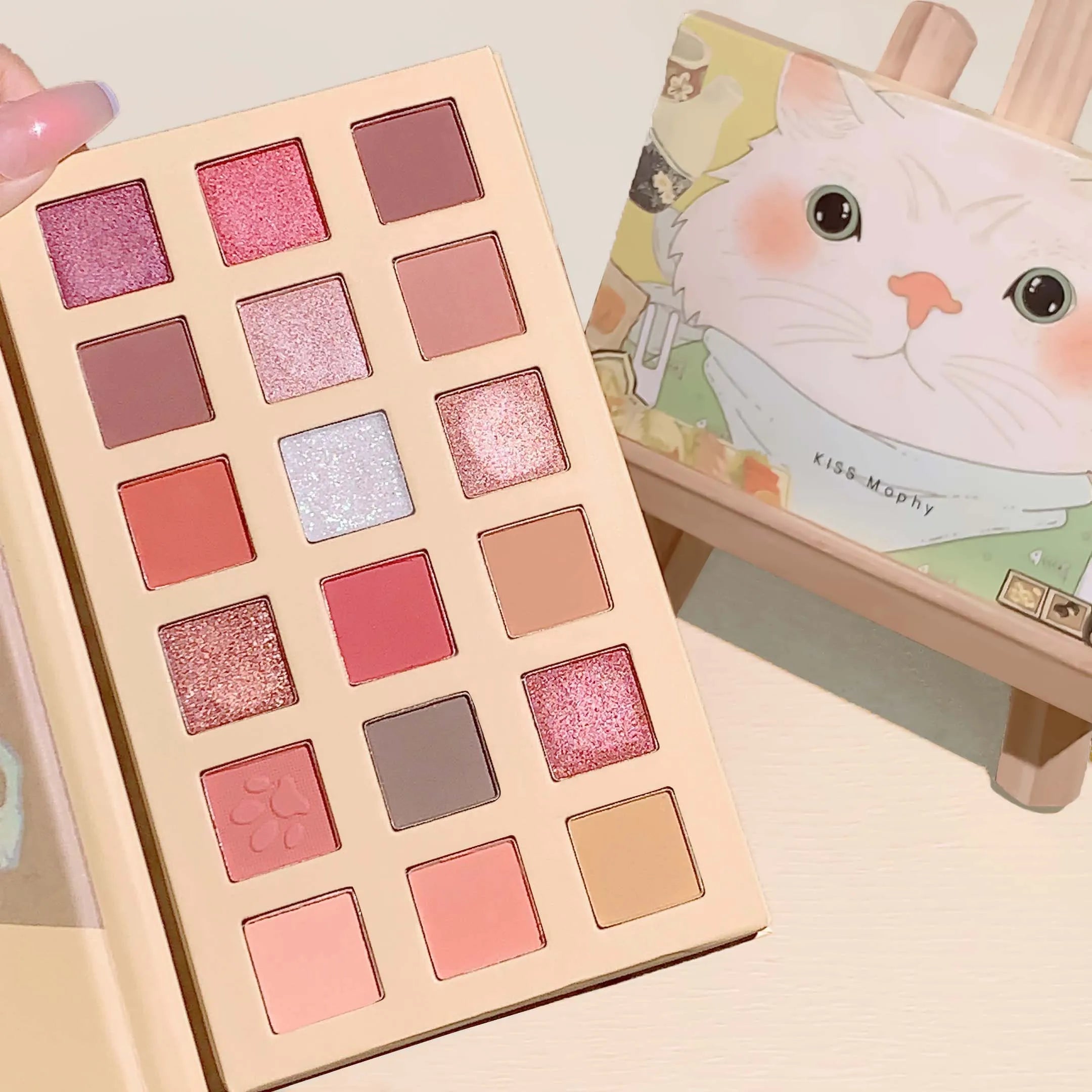 18-Color Cat Eyeshadow Palette Affordable Pearlescent Matte Designed Qme