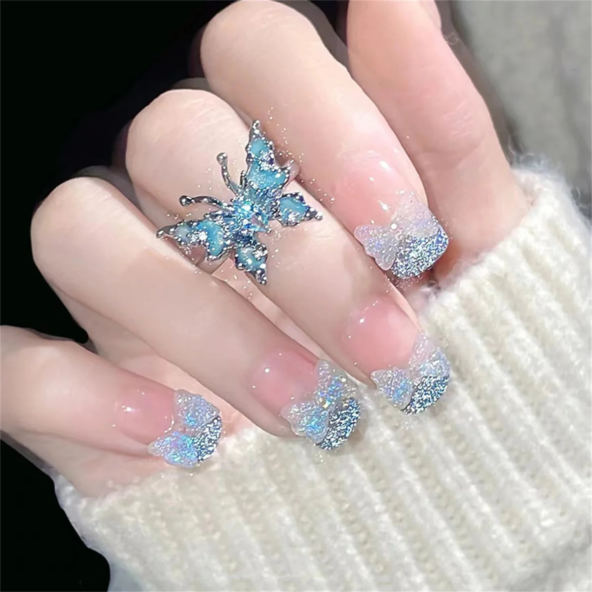 Exquisite Blue Butterfly Pearl Rings for Women Crystal Rhinestones Engagement Ring Bridal Wedding Anniversary Gift Jewelry Qme