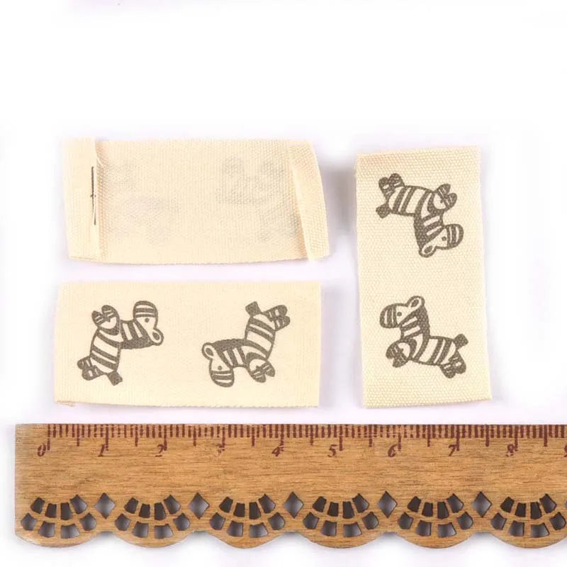 Mixed Animal Printed Cotton Woven Labels For DIY Sewing Accessories Garment Fabric Shoes Bags Clothing Tags 50pcs c2244 Qme
