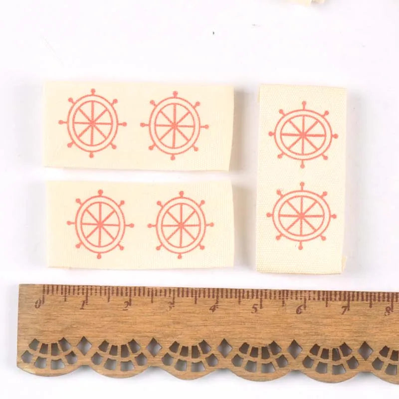 50pcs Mix Beige Printed Woven Labels For Clothing Care Label Sewing Supplies Shoes Bag Washable Garment Tags DIY Accessory c2394 Qme 2