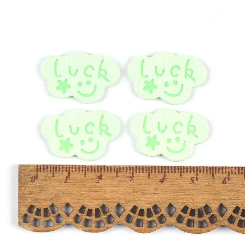 20Pcs Colorful Cloud Embossed Flannelette Labels Tags For Sewing Accessories Bags Garment DIY Clothing Handmade Supplies c3211 Qme 4