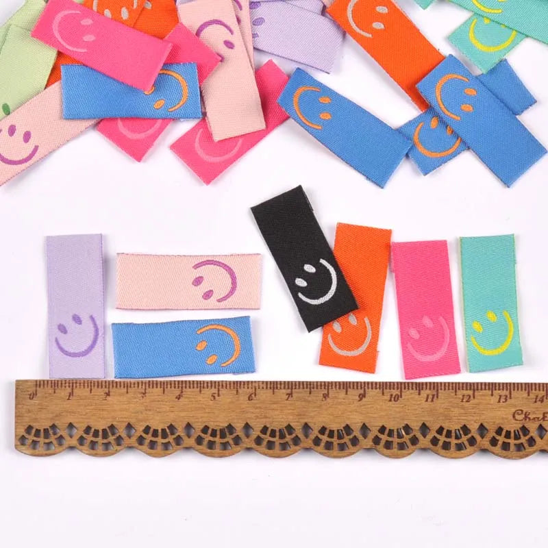 50Pcs 8colors Embroidery Labels Sewing Clothes Handmade Accessories For Kids Care Bags Clothing Tags Garment Crafts 1.5x4cm Qme