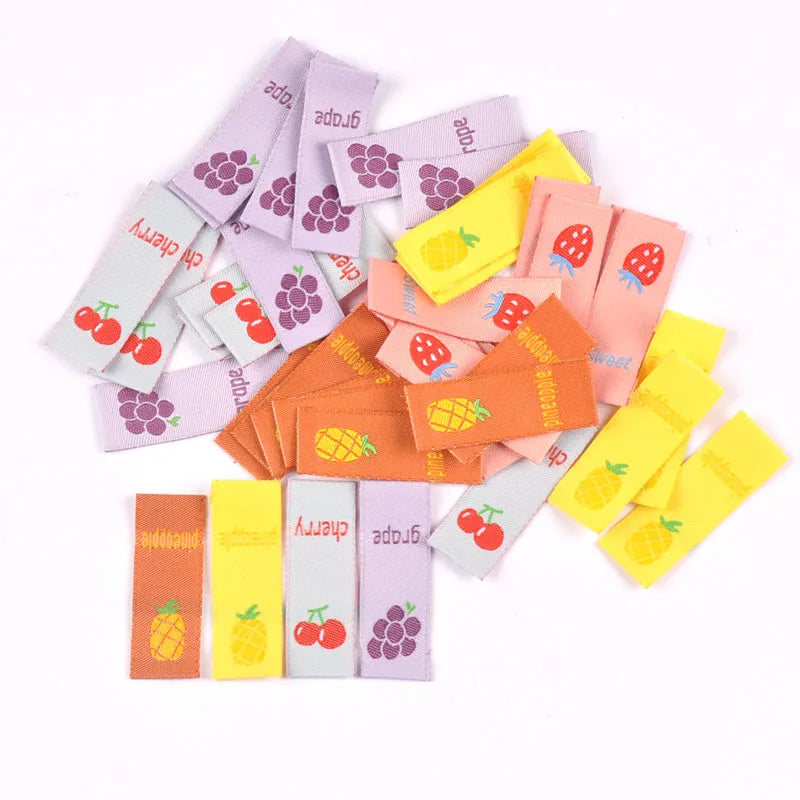 50Pcs Pineapple/Strawberry Fruits Embroidery Labels For Sewing Accessories Care Bags Kids Clothes Tag DIY Crafts 1.5/4.5cm c2901 Qme