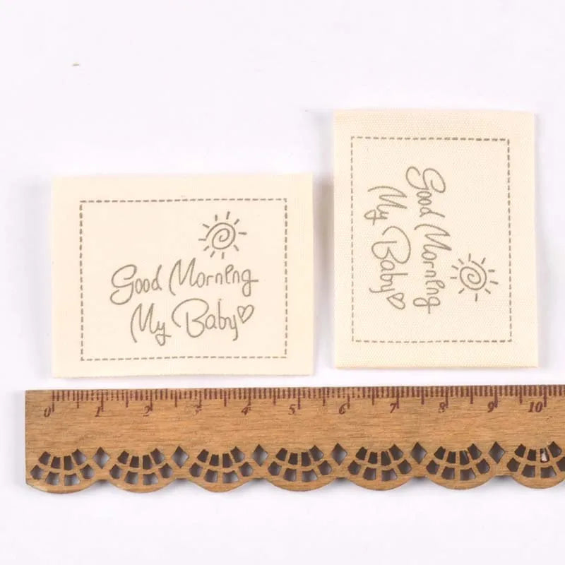 50pcs Mixed Beige Handmade Printed Cotton Woven Labels For Clothing Care Label Washable Garment Tags Sewing Accessories c2395 Qme