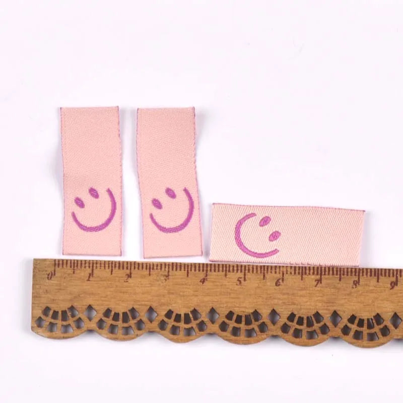 50Pcs 8colors Embroidery Labels Sewing Clothes Handmade Accessories For Kids Care Bags Clothing Tags Garment Crafts 1.5x4cm Qme 8