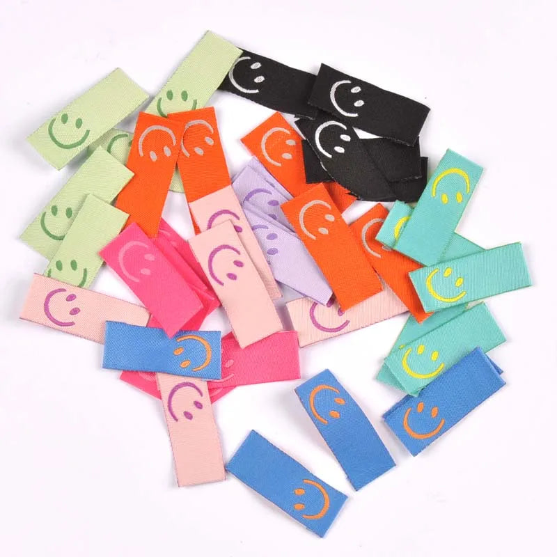 50Pcs 8colors Embroidery Labels Sewing Clothes Handmade Accessories For Kids Care Bags Clothing Tags Garment Crafts 1.5x4cm Qme random mixed