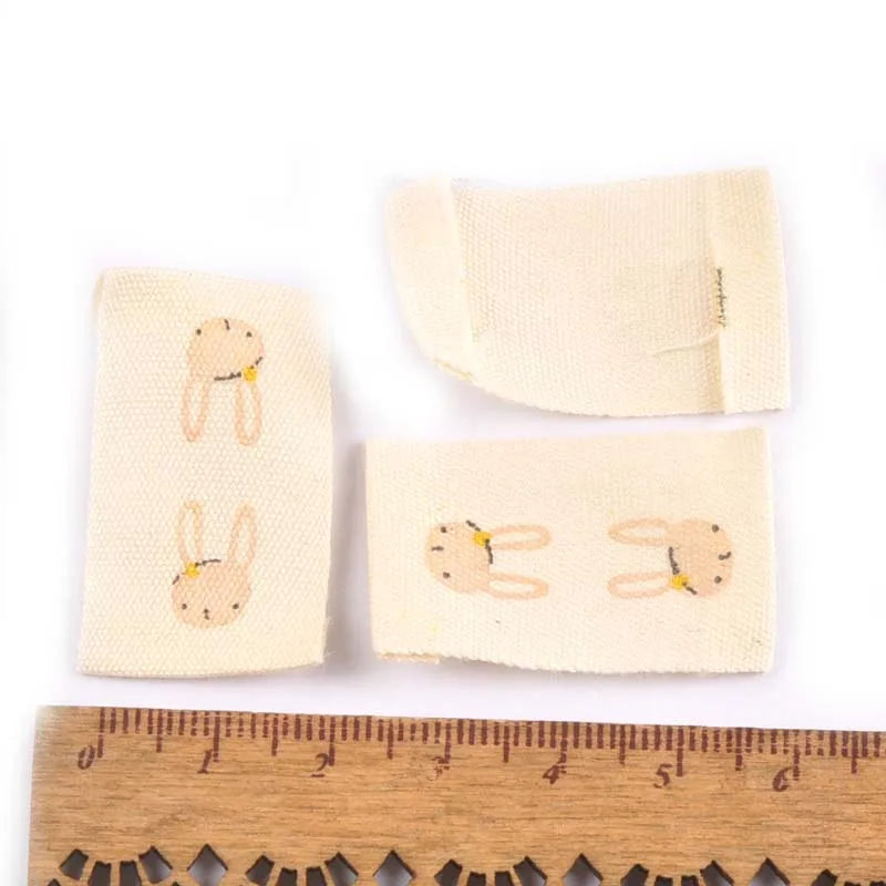 Mixed Animal Printed Cotton Woven Labels For DIY Sewing Accessories Garment Fabric Shoes Bags Clothing Tags 50pcs c2244 Qme 1