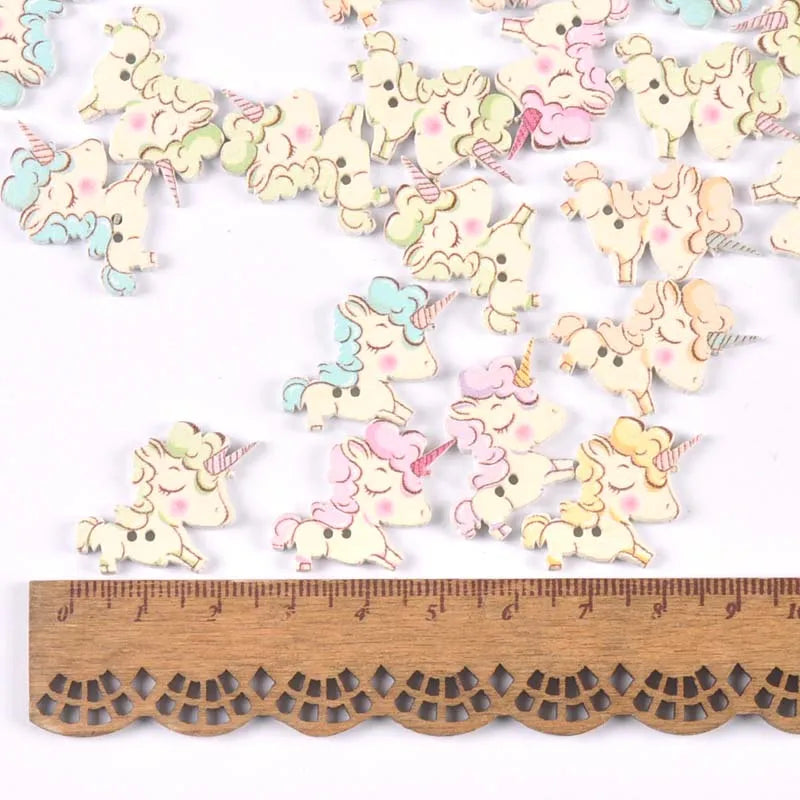 50Pcs/lot mixed color Horse pattern flatback Wooden Buttons For Clothing Sewing DIY Scrapbooking Crafts Accessories Home Decor Qme