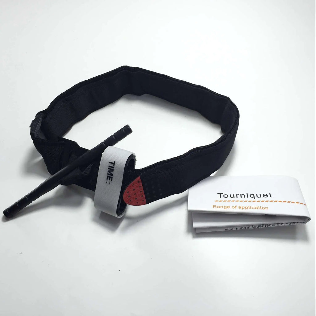 Medical Tourniquet Survival Tactical Combat Military CAT Belt Bandage Scissor First Aid Buckle for Outdoor Exploration Emergency Qme
