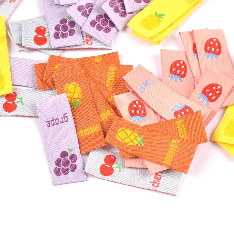 50Pcs Pineapple/Strawberry Fruits Embroidery Labels For Sewing Accessories Care Bags Kids Clothes Tag DIY Crafts 1.5/4.5cm c2901 Qme