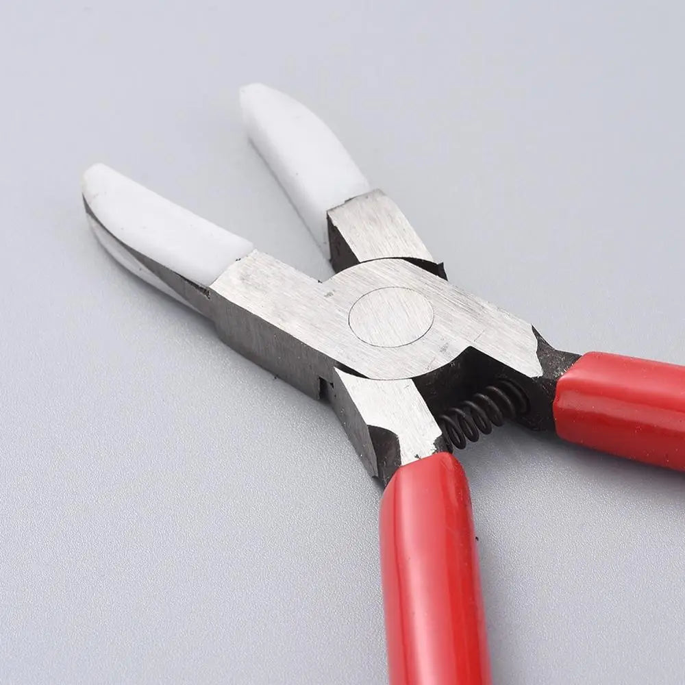 Pandahall Carbon Steel Jewelry Pliers Red Flat Nose Plier with Cover for Jewelry DIY Making Tools 142x98x8mm Qme