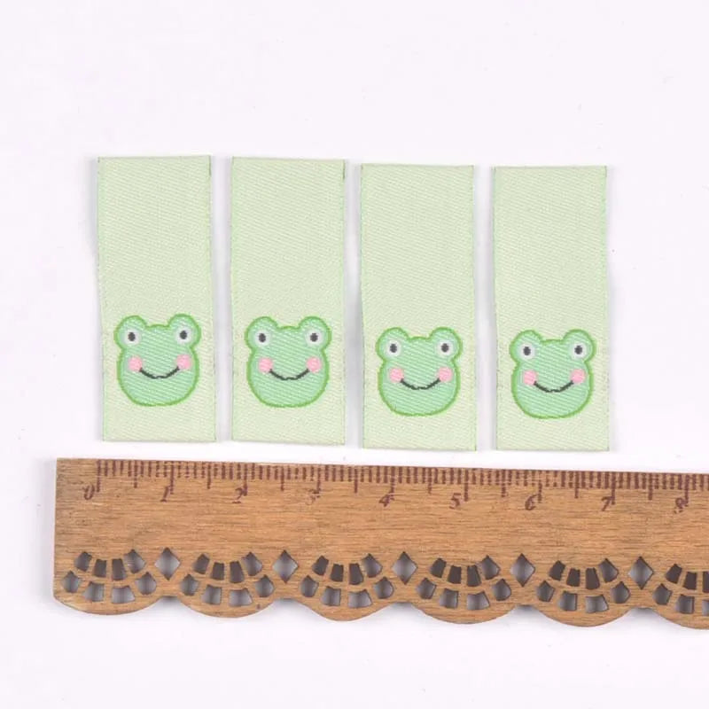 50Pcs Cat/Bear/Octopus/Frog/Duck Embroidery Washable Labels For Sewing Accessories Care Bags Clothes Tag Handmade Crafts c3161 Qme