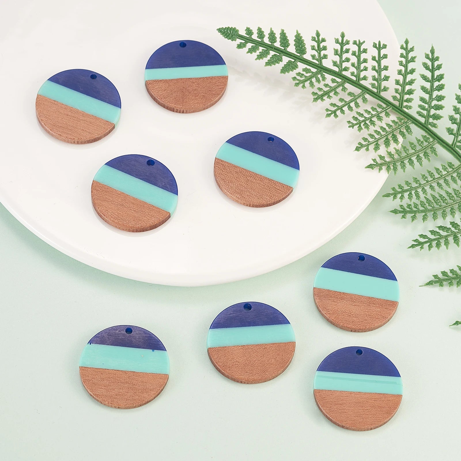 10Pcs Tri-color Resin Wood Charms Flat Round Wooden Pendants for Making DIY Women Girl Statement Jewelry Necklace Earrings Qme