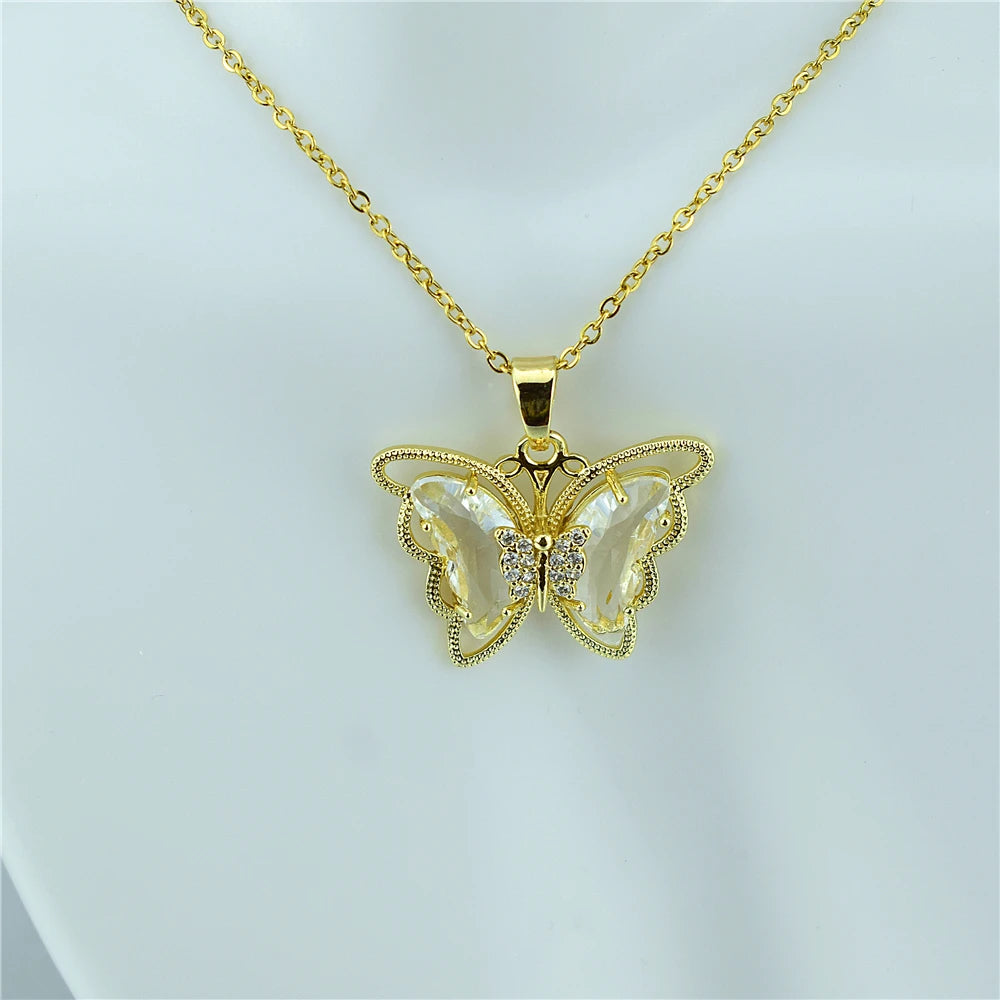 New Fashion Sweet Women Girl Heart Crystal Butterfly Pendant Necklace Jewelry Elegant Charm Jewelry Gifts Accessories Wholesale Qme 19