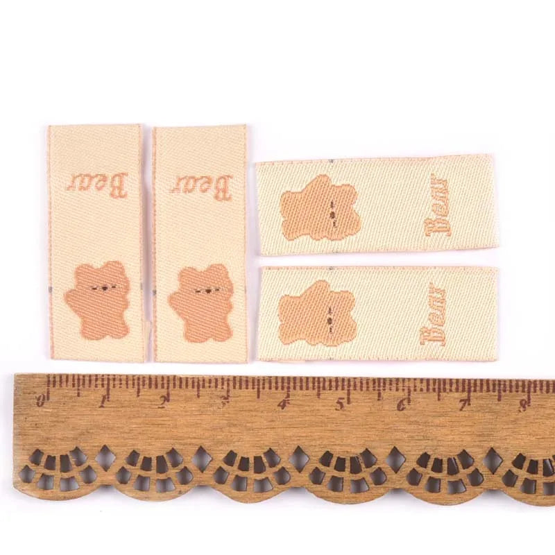 50Pcs Brown Cartoon Rabbit/Carrot Embroidery Labels For Sewing Accessories Care Bags Clothes Handmade Crafts Washable Tag c2890 Qme 6