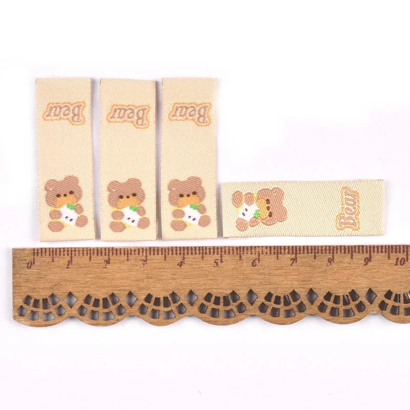 50Pcs Lovely Brown Bear Embroidery Labels For Sewing Accessories Bags Clothes Washable Care Tags Kids Garment Handmade DIY c3205 Qme 2