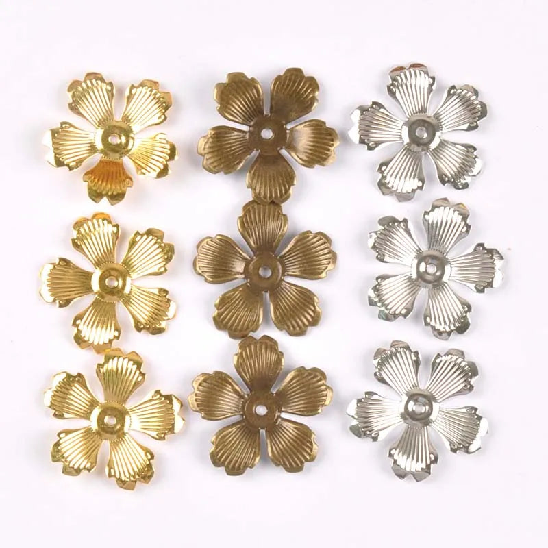 retro 3 Colors Flowers Wraps Filigree Connectors Embellishments For Scrapbooking Home Decor Handicraft Metal Crafts yk0762-1 Qme