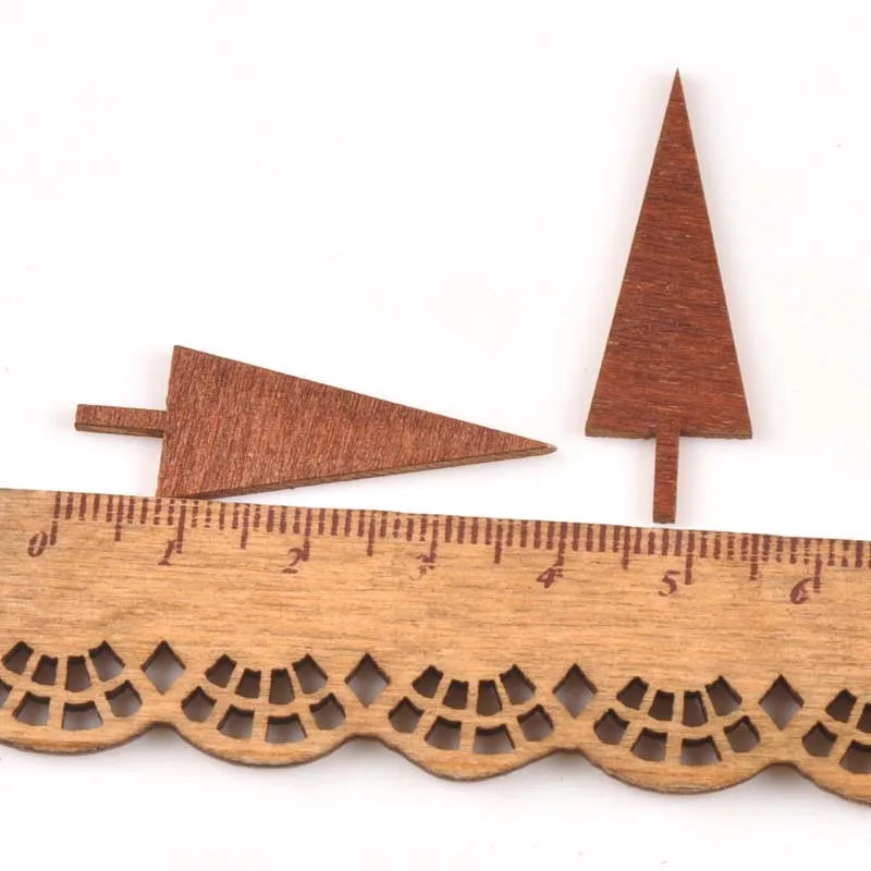 30/40mm 50Pcs Tree Pattern Dye Red Wooden Ornament Handmade Scrapbooking Craft Fo Embellishments Handmade Wood DIY Arts m1793 Qme