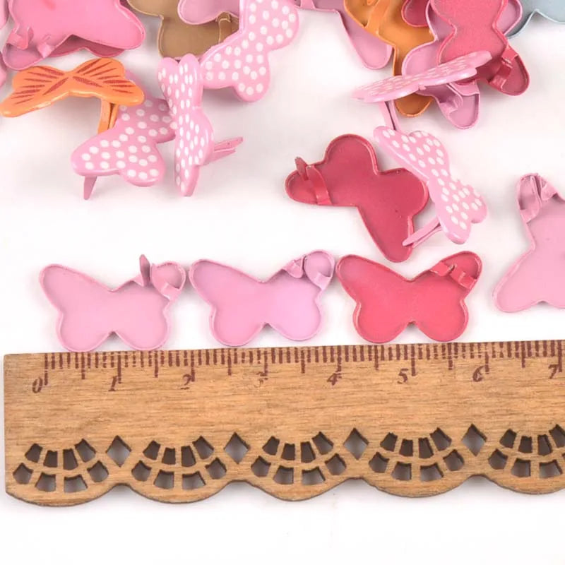20pcs Mixed Color Butterfly Shape Brads For DIY Metal Crafts Embellishments For Scrapbooking Accessories Decor 20x13mm c2577 Qme