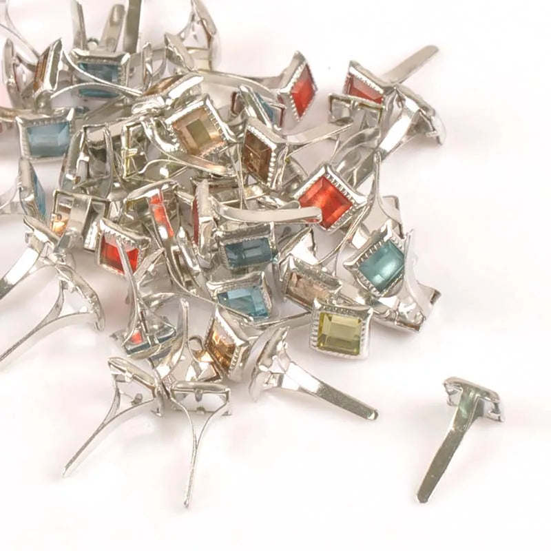 50Pcs Mixed Square Rhinestone Brads Garment Rivets Fastener Studs DIY Scrapbook Metal Crafts For Shoes Decoration 7x7x15mm c2199 Qme 5mm