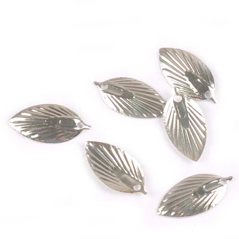 50Pcs 18x8mm Metal Crafts Filigree Wraps Leaves Connectors Embellishments For Scrapbooking Home Decor DIY Accessories yk0747 Qme