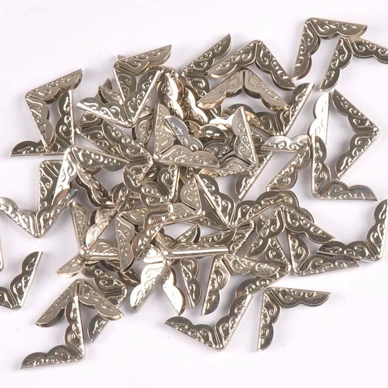 50pcs Sliver Metal Corner Protector For Books DIY Crafts Scrapbooking Photo Albums Gift Box Decor Menus Corner 17x17x2mm C0330 Qme Default Title