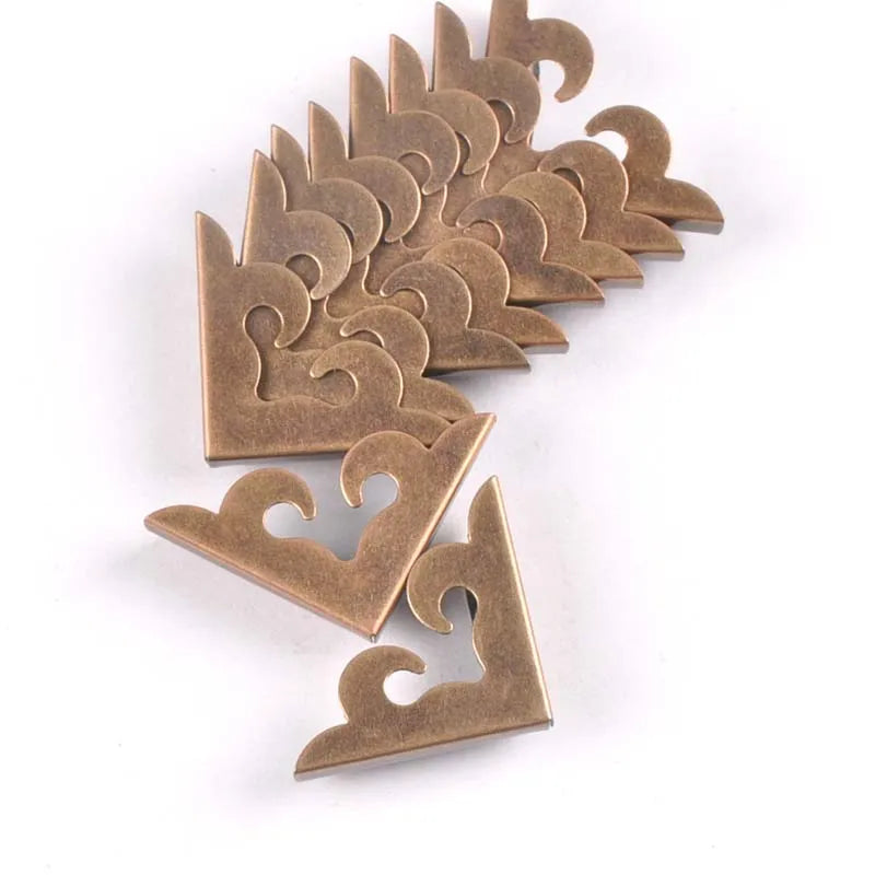 10Pcs 27x27x6mm Bronze Metal Trilateral Corner Book Corners For Box Albums Menus Corner Protector Diy Folders Edge Cover C1731 Qme