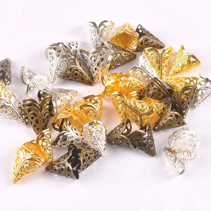 Gold/silver/Bronze 50Pcs Hollow Filigree Wraps Flowers Connectors Metal Crafts Embellishments For DIY Scrapbookings Home Decor Qme