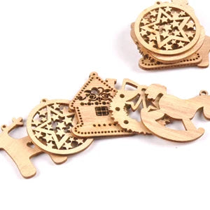 10pcs Christmas Tree Ornament Wooden Hanging Pendants house wreath Bell Elk Star Christmas Decorations for Home m2129 Qme mix