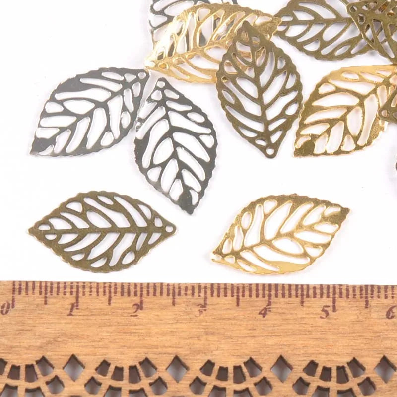 50Pcs Metal Crafts Filigree Leaves Wraps Connectors Embellishments For DIY Home Decor Handicraft Scrapbooking 23x14mm YK0751 Qme