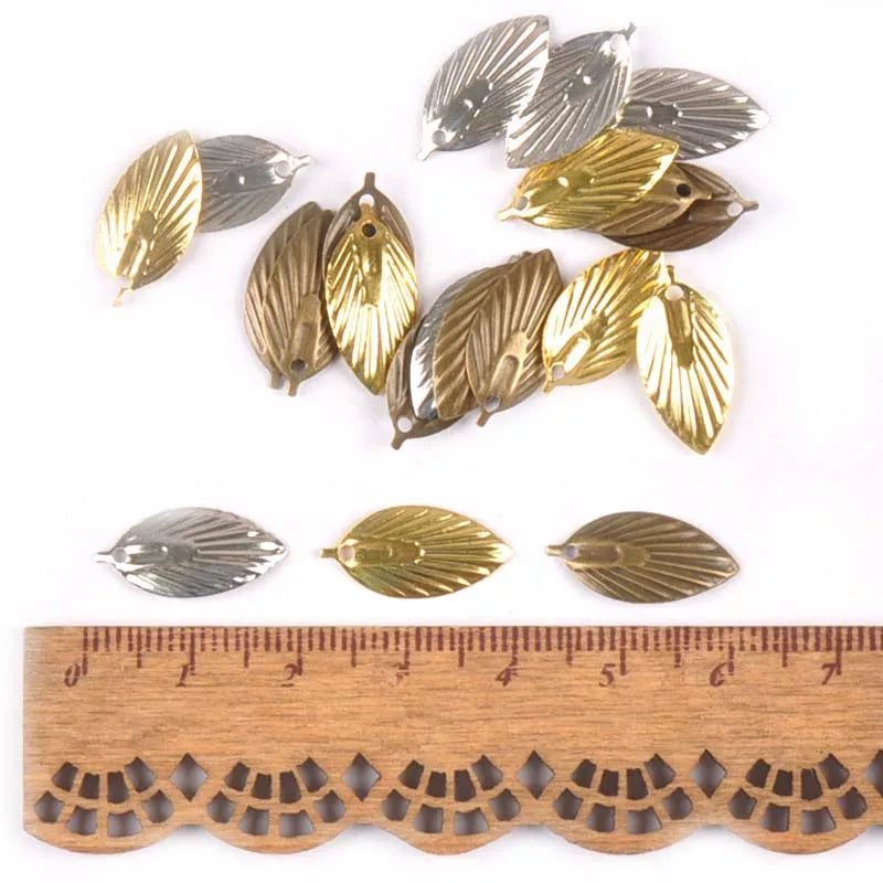 50Pcs 18x8mm Metal Crafts Filigree Wraps Leaves Connectors Embellishments For Scrapbooking Home Decor DIY Accessories yk0747 Qme
