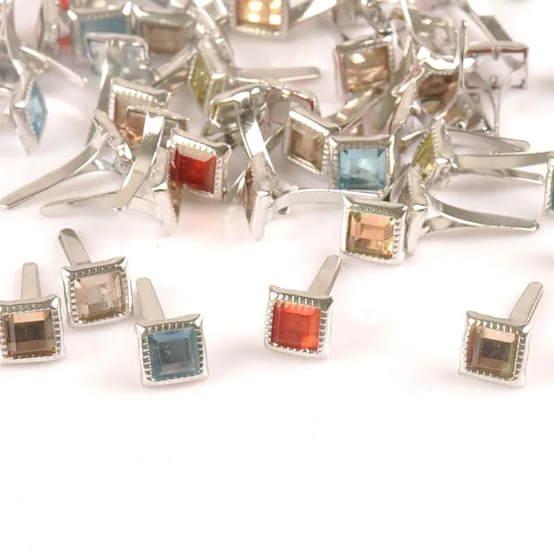 50Pcs Mixed Square Rhinestone Brads Garment Rivets Fastener Studs DIY Scrapbook Metal Crafts For Shoes Decoration 7x7x15mm c2199 Qme