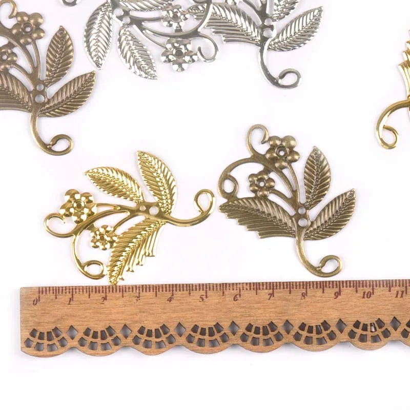 10Pcs 52x41mm Gold/silver/Bronze Metal Crafts Connectors Flower Filigree Wraps Diy Embellishment Gift Supplies Home Decor yk0732 Qme