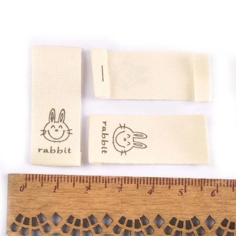 Mixed Animal Printed Cotton Woven Labels For DIY Sewing Accessories Garment Fabric Shoes Bags Clothing Tags 50pcs c2244 Qme 3