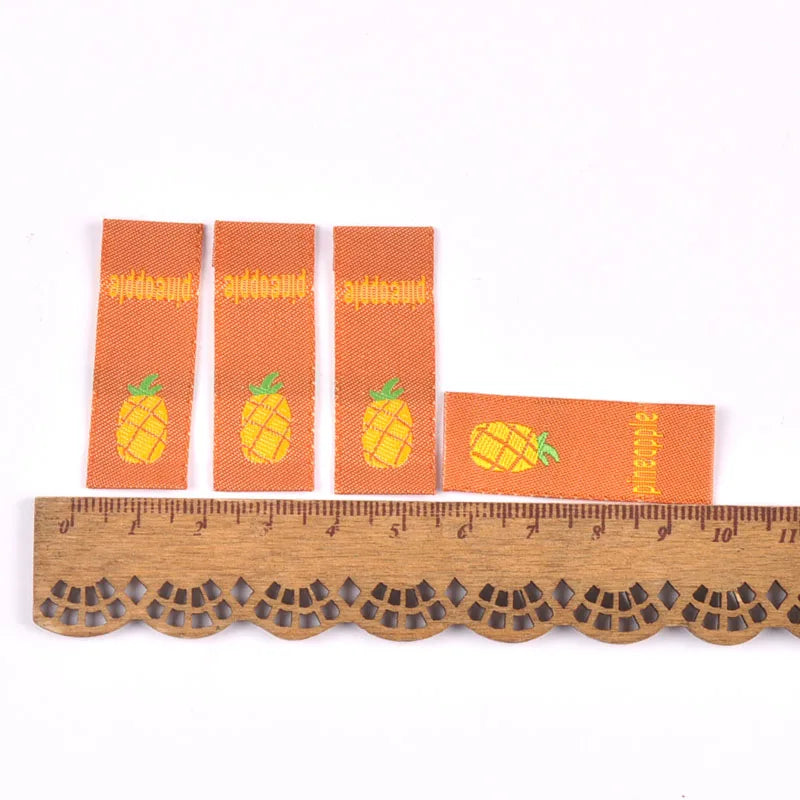 50Pcs Pineapple/Strawberry Fruits Embroidery Labels For Sewing Accessories Care Bags Kids Clothes Tag DIY Crafts 1.5/4.5cm c2901 Qme