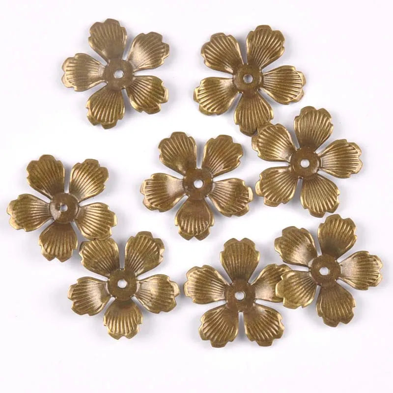 retro 3 Colors Flowers Wraps Filigree Connectors Embellishments For Scrapbooking Home Decor Handicraft Metal Crafts yk0762-1 Qme