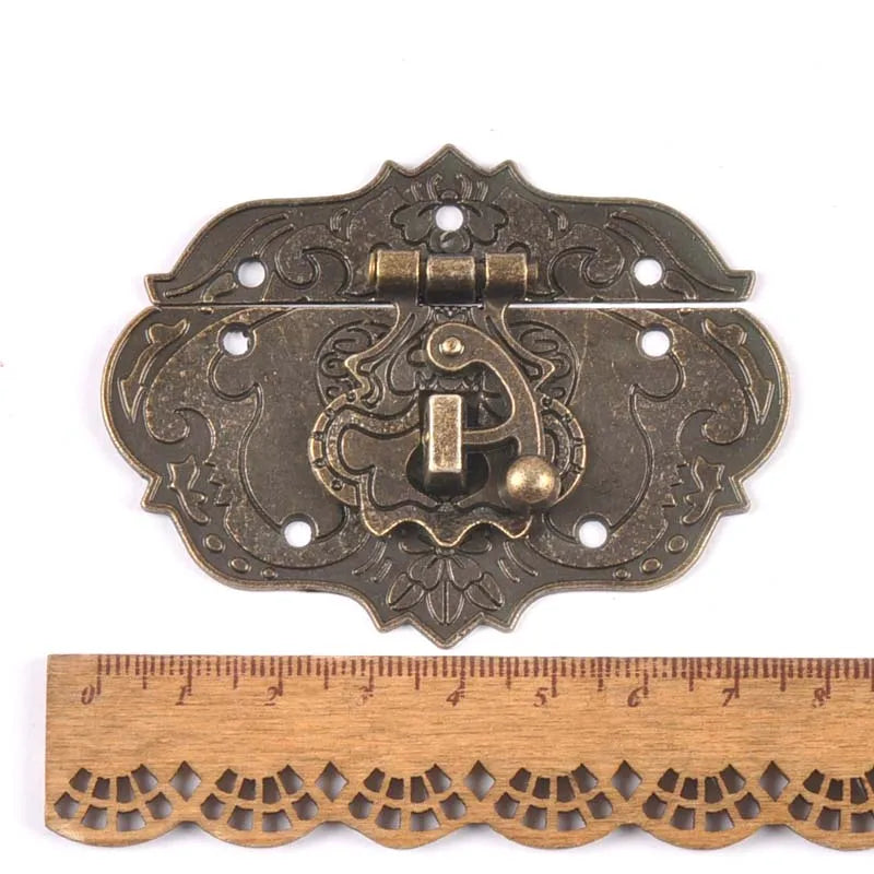 Vintage Brass Hardware Latch Hook Decorative Jewelry Box Hardware Wooden Boxes Furniture Buckle Clasp Lock Wood Case Hasp c2264 Qme