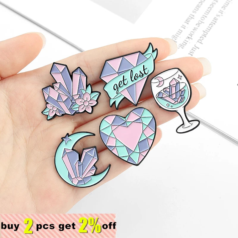 Pink Crystal Ore Enamel Pins Heart Moon Goblet Brooche for Women Backpacks Lapel Pin Cartoon Badge Jewelry Gift Wholesale Qme