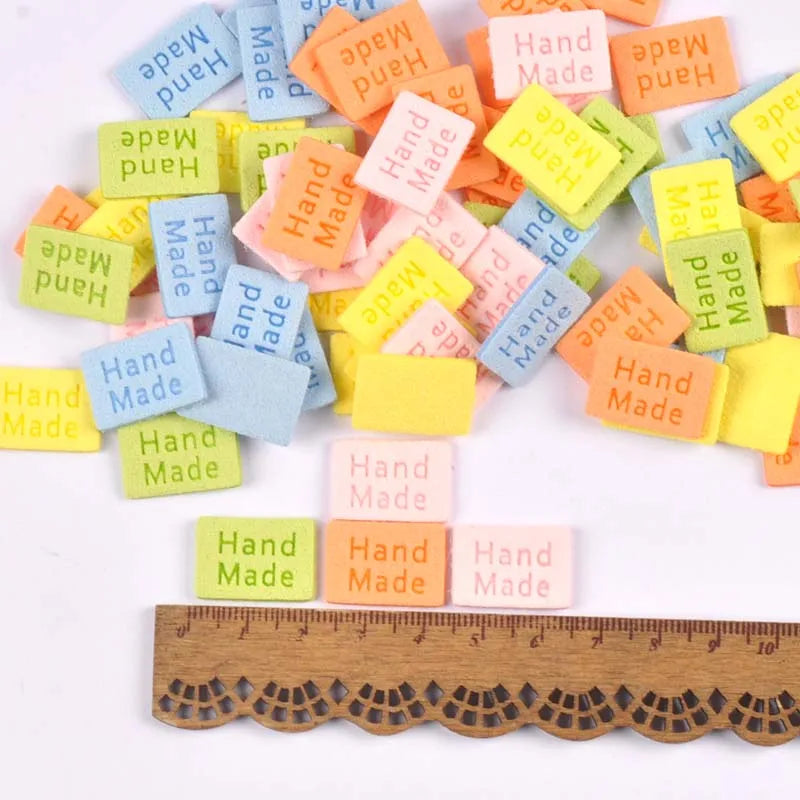 20Pcs Multicolor Flannelette Embossed Handmade Labels Sewing Accessories For Clothes Care Bags Garment Tags DIY Crafts 20x14mm Qme