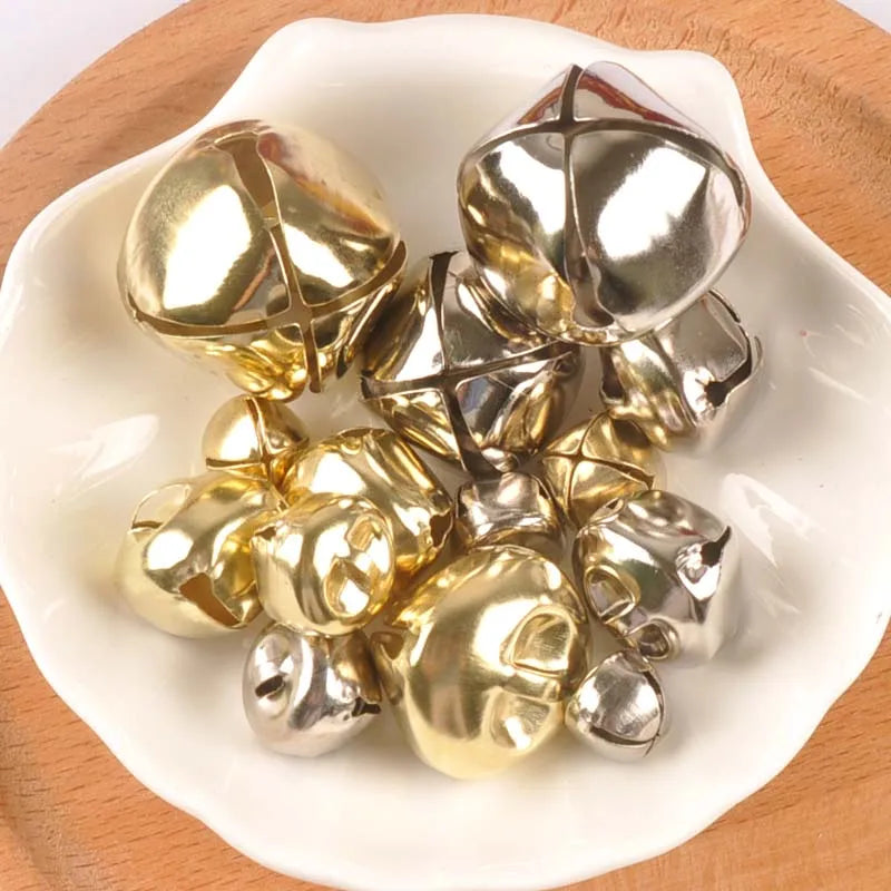 Gold Silver Small Jingle Bells Pendants For DIY Crafts Party Decoration Christmas Tree Metal Bells Home Ornaments Kid Gift c2683 Qme