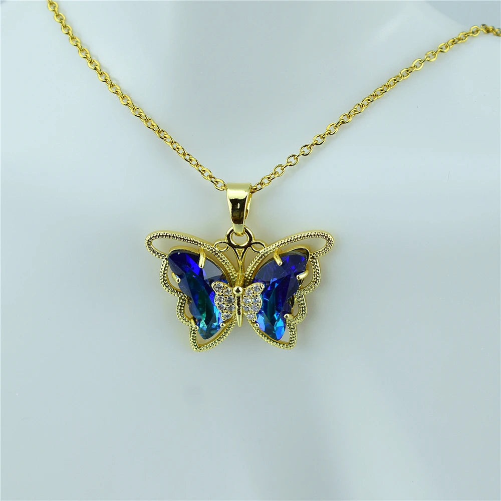 New Fashion Sweet Women Girl Heart Crystal Butterfly Pendant Necklace Jewelry Elegant Charm Jewelry Gifts Accessories Wholesale Qme 17