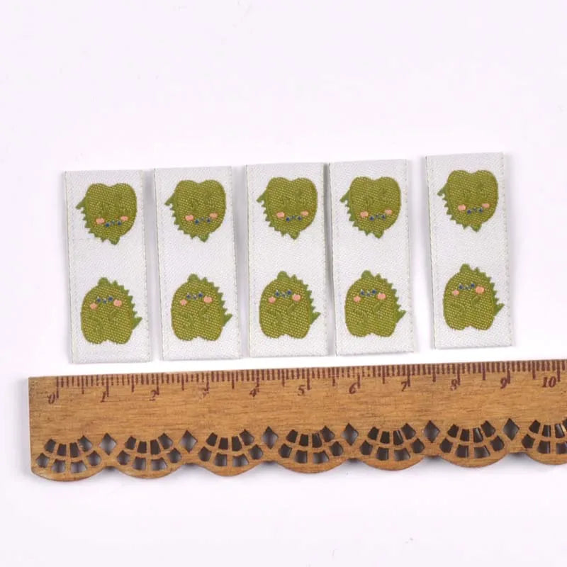 50Pcs Cartoon Dinosaur/Penguin Labels For Shoes Care Bags Sewing Garment Handmade Accessories DIY Crafts Fabric Clothing Tags Qme 3