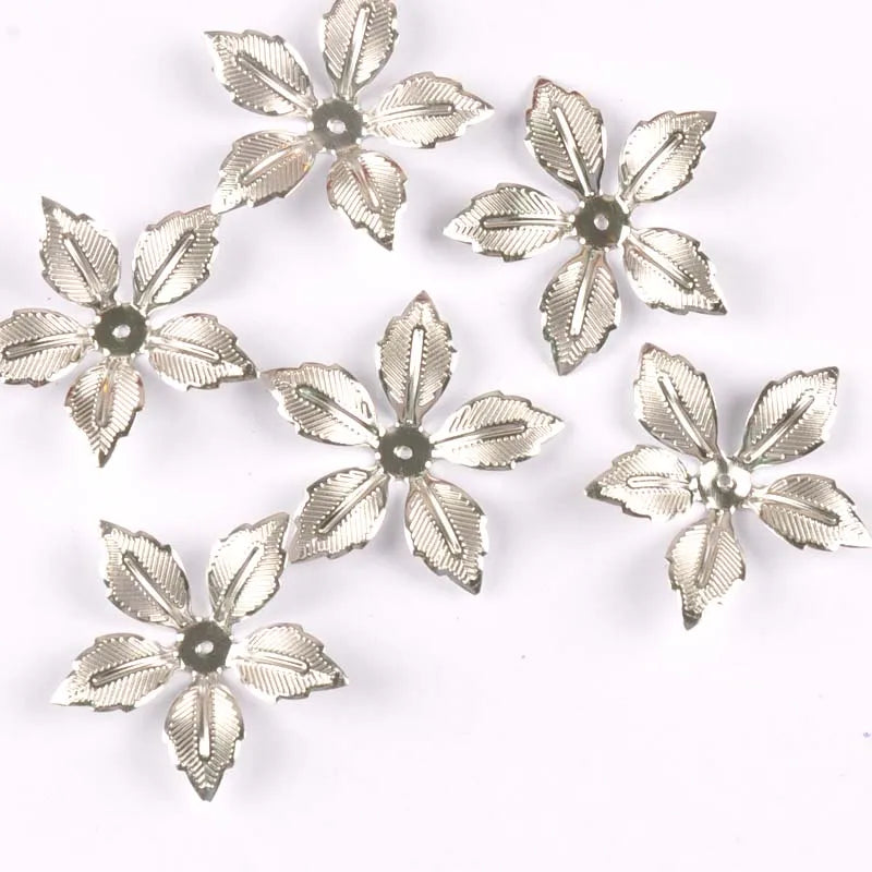 20Pcs Silver Flowers Metal Crafts Wraps Filigree Connectors Embellishments For Scrapbooking Home Decor Handicraft Gift Yk0762-10 Qme