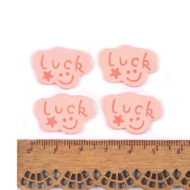20Pcs Colorful Cloud Embossed Flannelette Labels Tags For Sewing Accessories Bags Garment DIY Clothing Handmade Supplies c3211 Qme 3