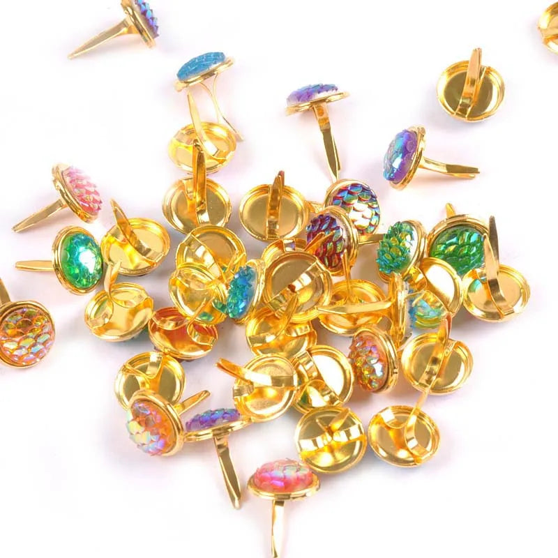 13x13mm 20Pcs Mix Squama Pattern Brads For DIY Scrapbooking Embellishments Fastener Metal Crafts Brad Accessories Decor c2261 Qme