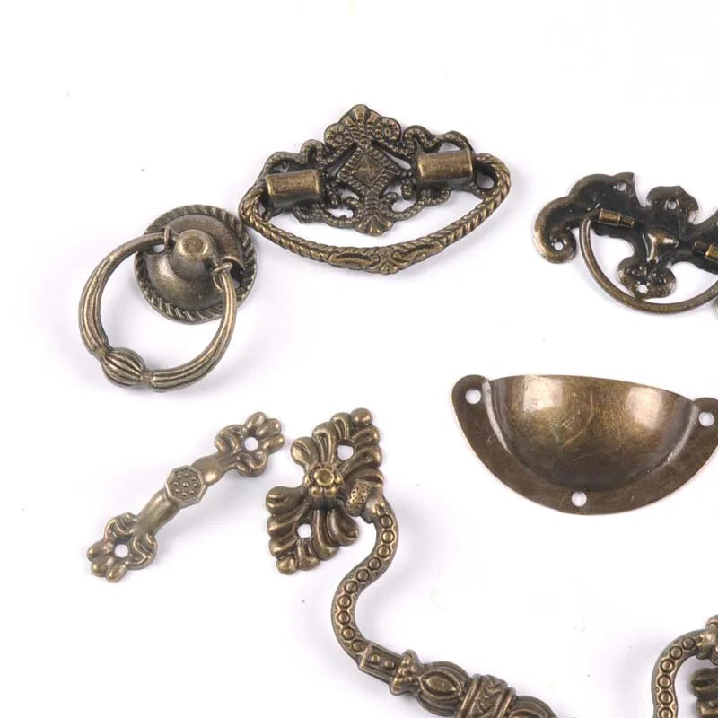 European Retro Antique Striped Carved Furniture Handles Kitchen Pulls Jewelry Box Cupboard Cabinet Knobs Drawer Door c2265 Qme