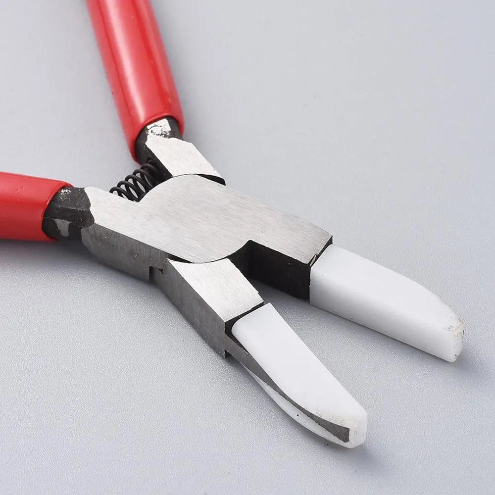 Pandahall Carbon Steel Jewelry Pliers Red Flat Nose Plier with Cover for Jewelry DIY Making Tools 142x98x8mm Qme
