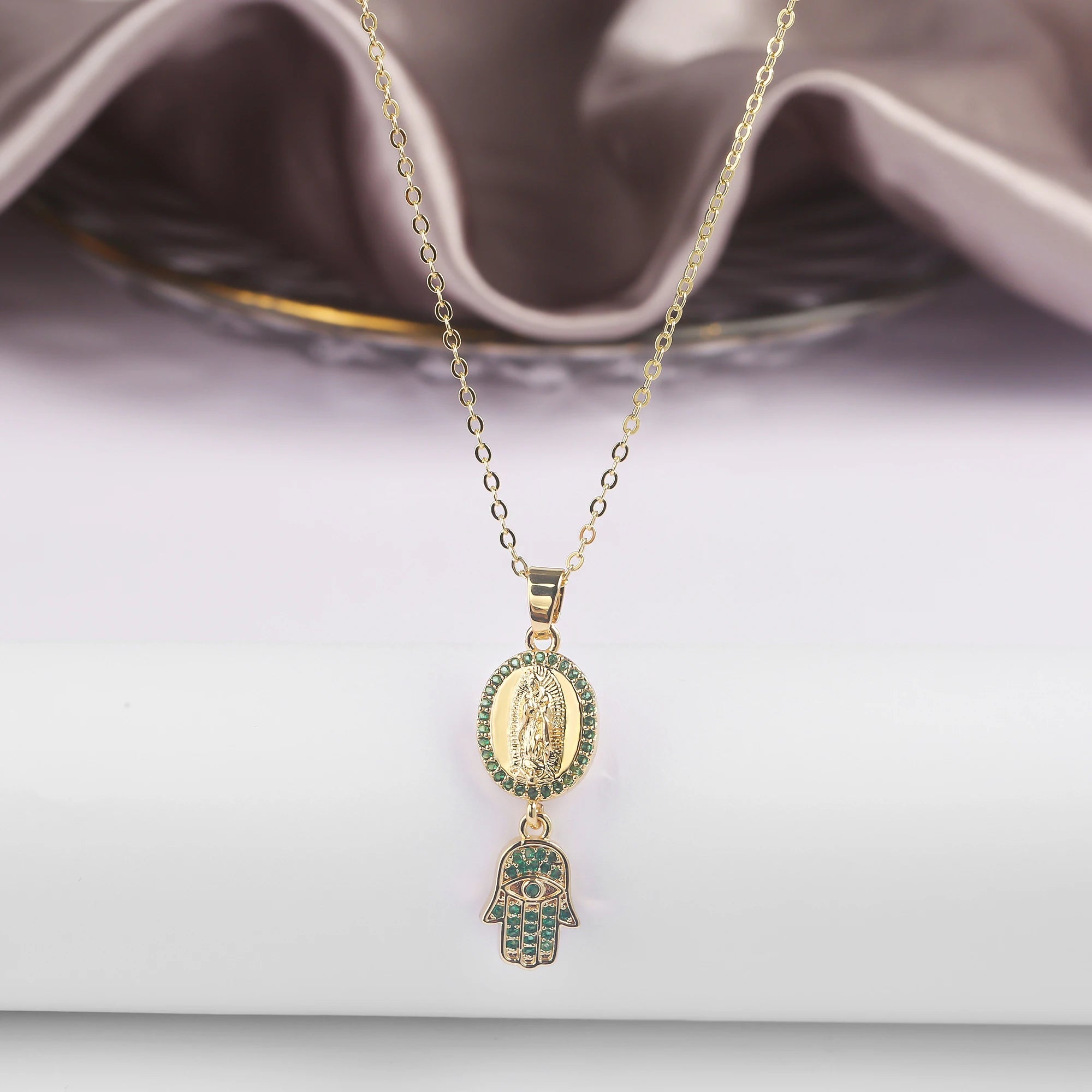 6 Color New Design Cute Female Crystal Zircon Necklace Classic St. Jude Cross Pendant Necklace For Women Men Party Jewelry Gifts Qme Style 21