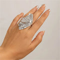 Fashion Leaf Ring for Women Men Fashiontrend Classic Metal Pleated Personality Leaf Fan-Shaped Finger Ring Punk Party Jewelry Qme 3 resizable
